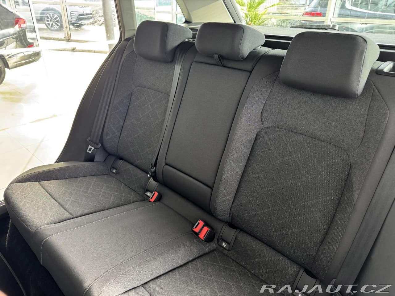 2023 Volkswagen Golf - 15