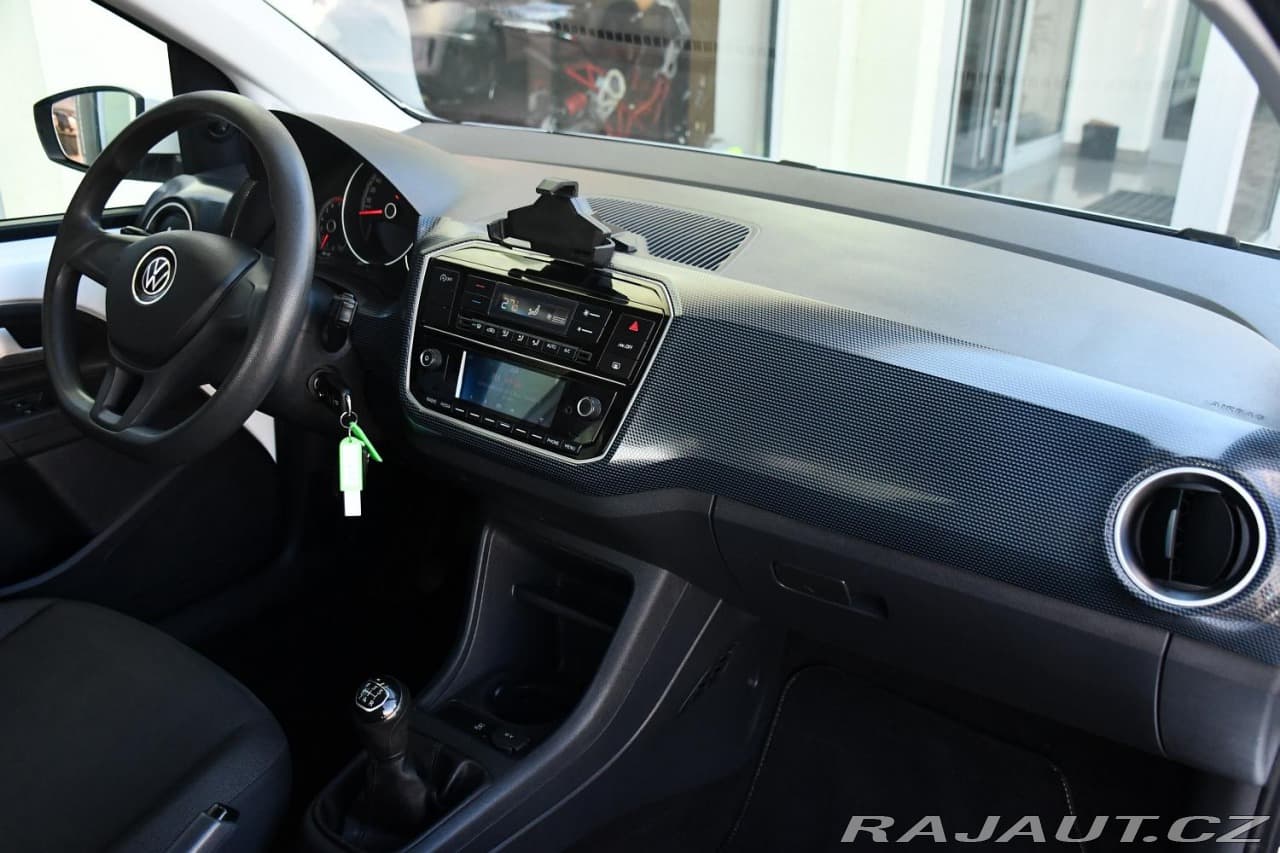 2022 Volkswagen Up! - 17