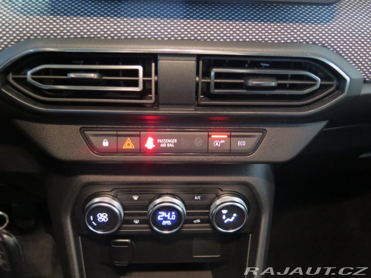 2021 Dacia Sandero - 10