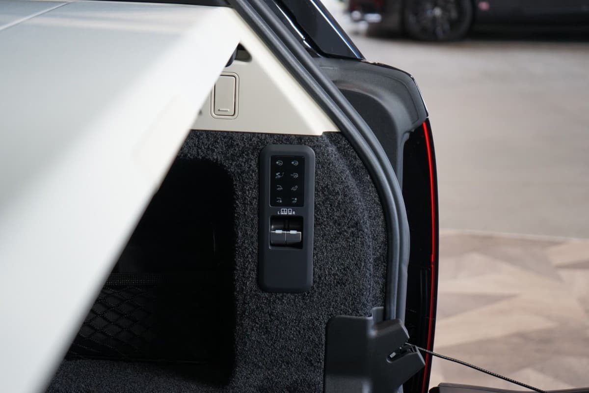 2025 Land Rover Range Rover - 18