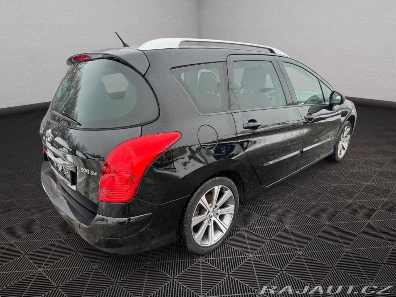 2013 Peugeot 308 - 7