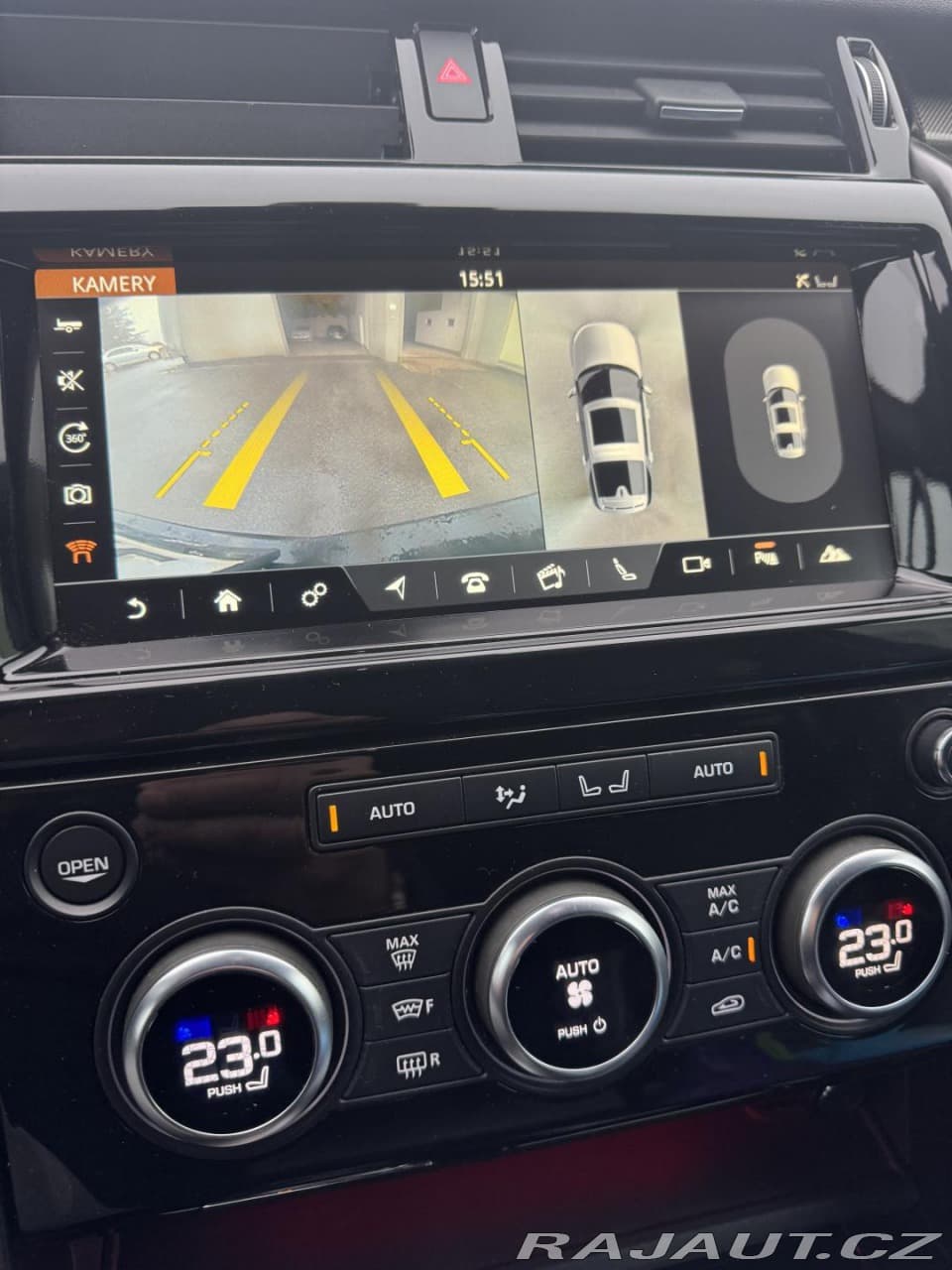 2018 Land Rover Discovery - 9