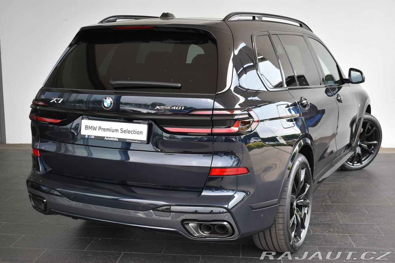 2025 BMW X7 - 2