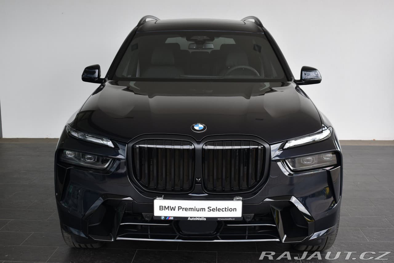 2025 BMW X7 - 7