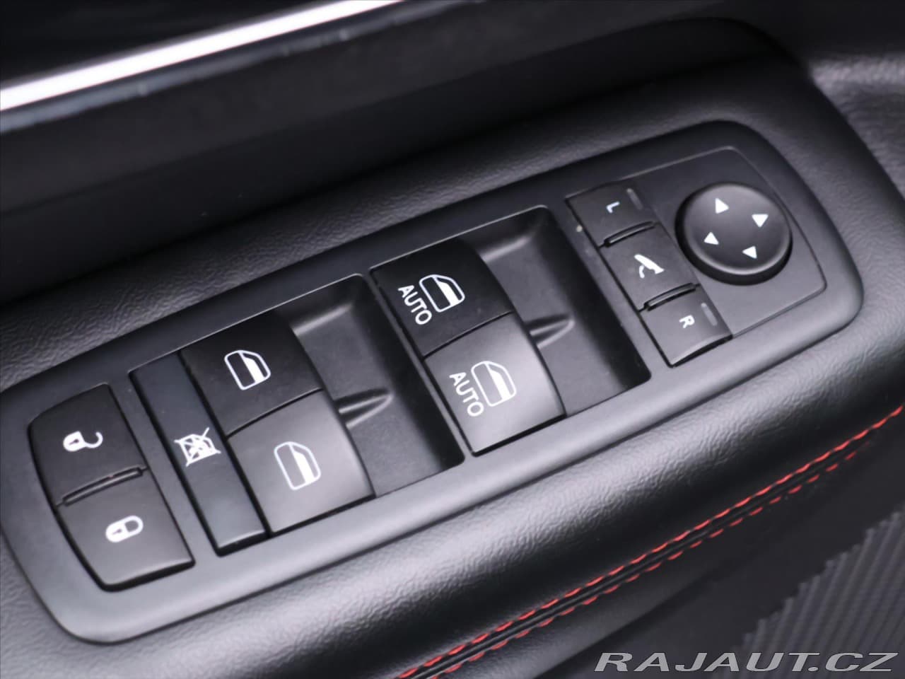 2017 Jeep Ostatní - 16