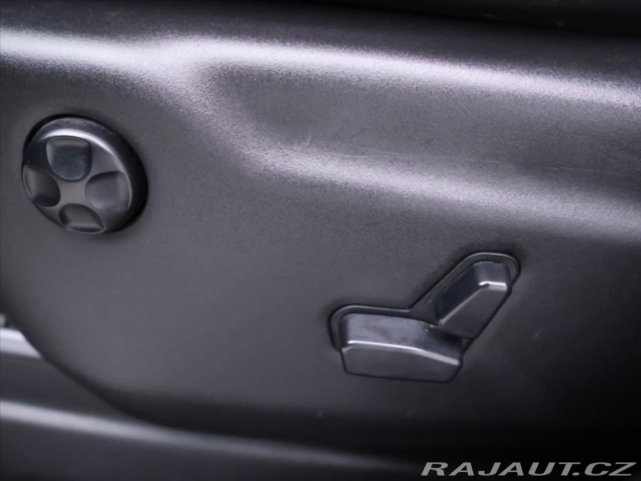 2017 Jeep Ostatní - 17