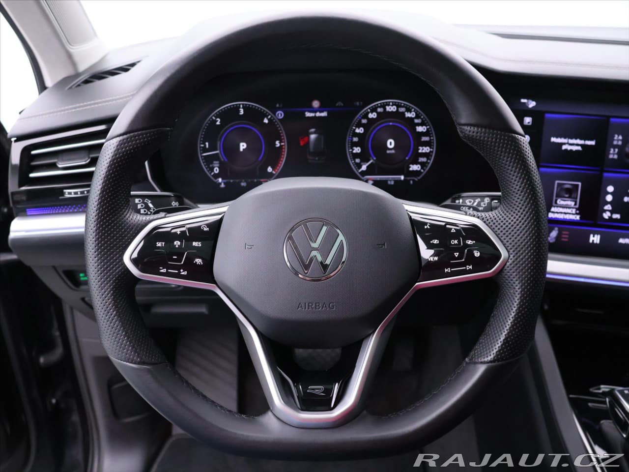 2018 Volkswagen Touareg - 19