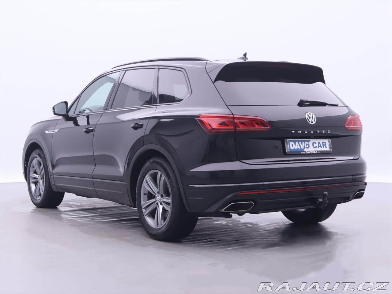 2018 Volkswagen Touareg - 5
