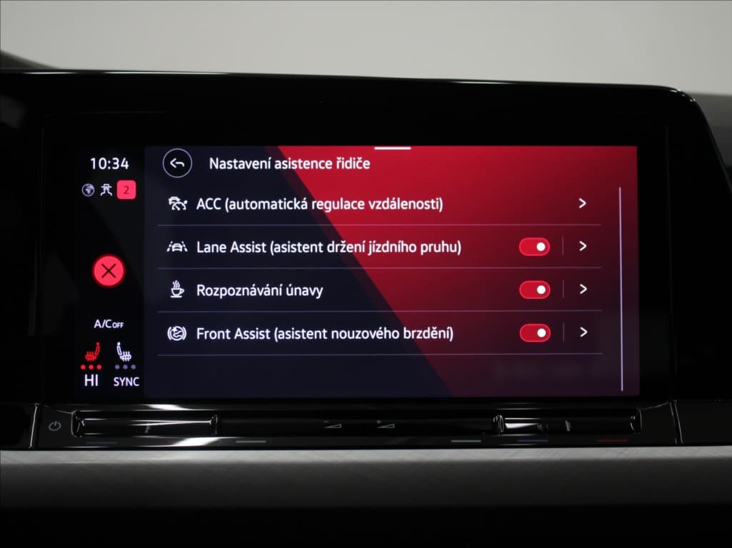 2023 Volkswagen Golf - 11