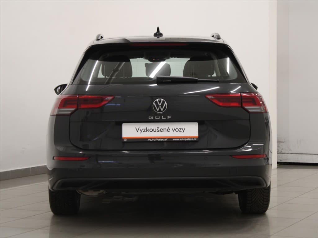 2023 Volkswagen Golf - 4