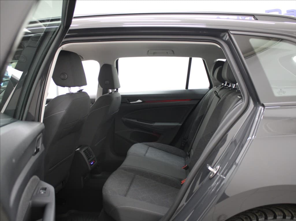 2023 Volkswagen Golf - 7