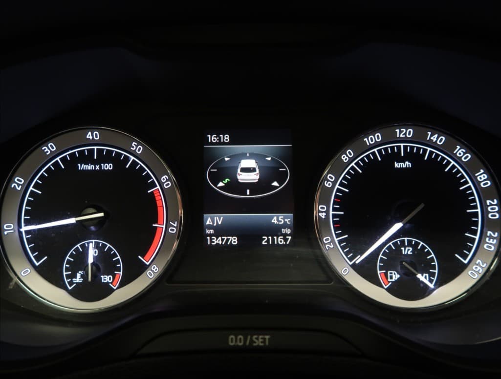 2019 Škoda Karoq - 16