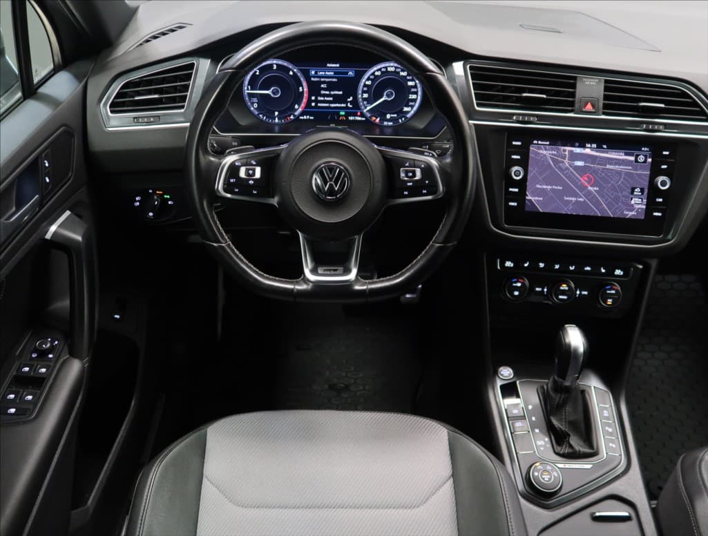 2018 Volkswagen Tiguan - 12