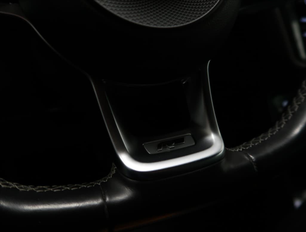 2018 Volkswagen Tiguan - 18