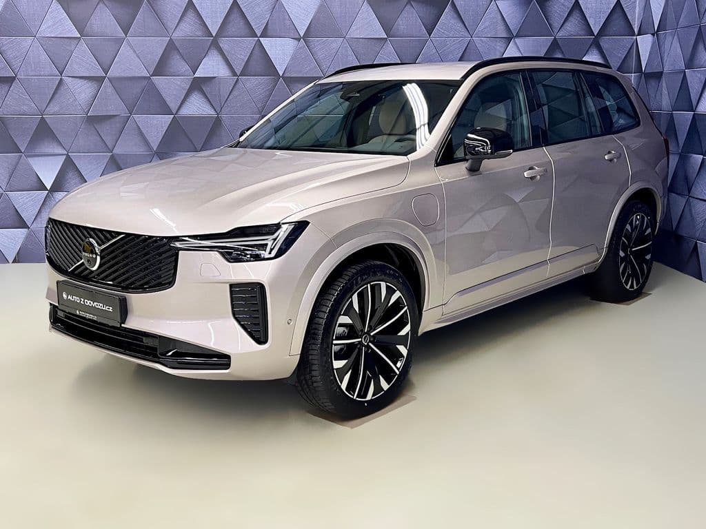 Volvo XC90 T8 AWD PLUS DARK, TAŽNÉ,