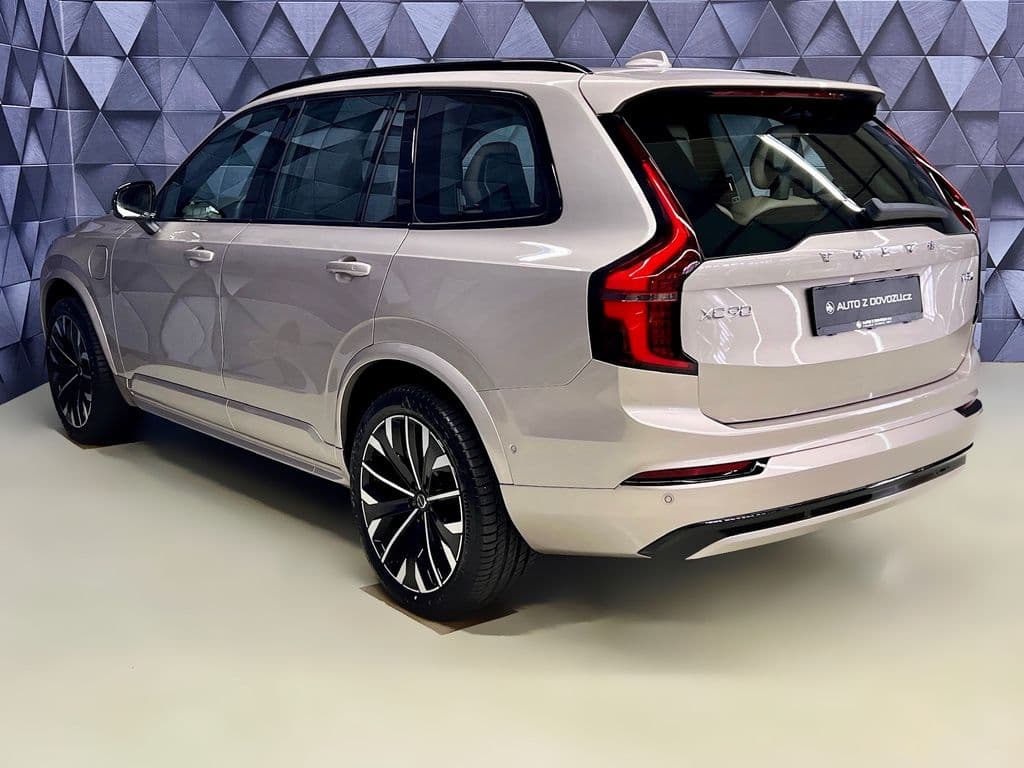 2026 Volvo Xc90 - 4