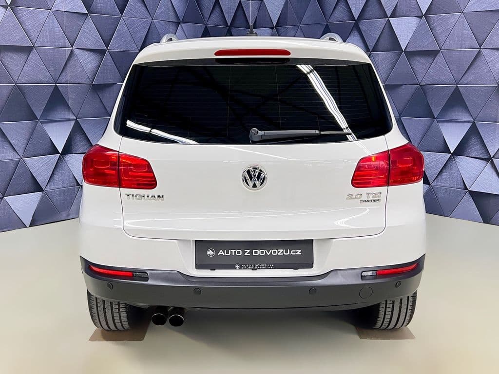 2012 Volkswagen Tiguan - 6
