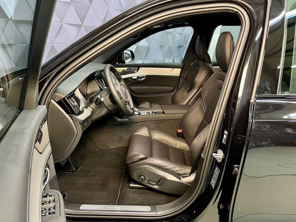 2026 Volvo XC90 - 10
