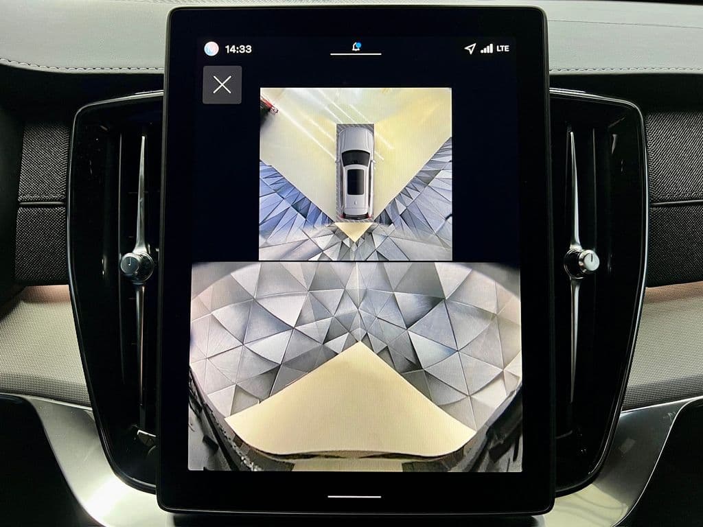 2026 Volvo XC90 - 14