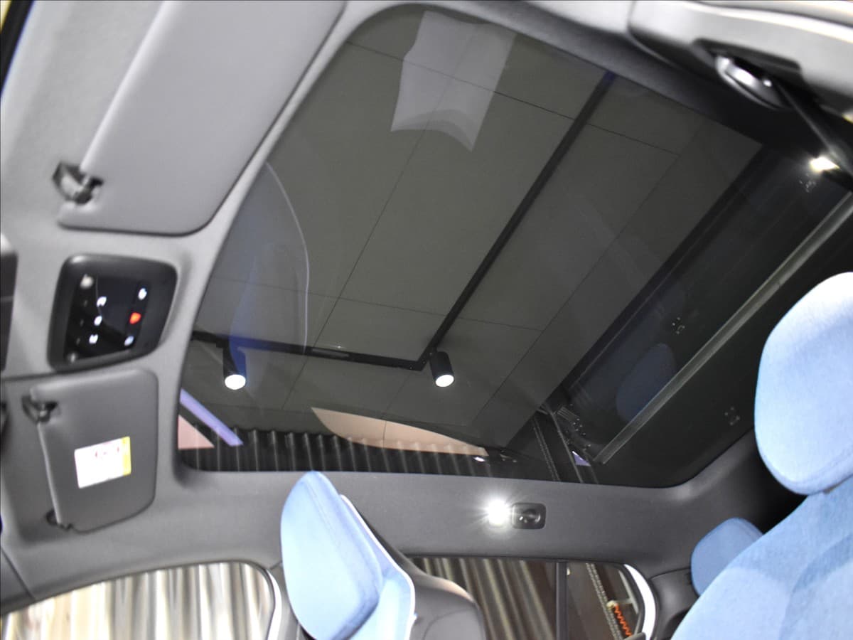 2025 Volvo Ex30 - 11