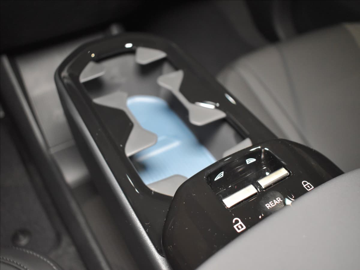 2025 Volvo Ex30 - 14