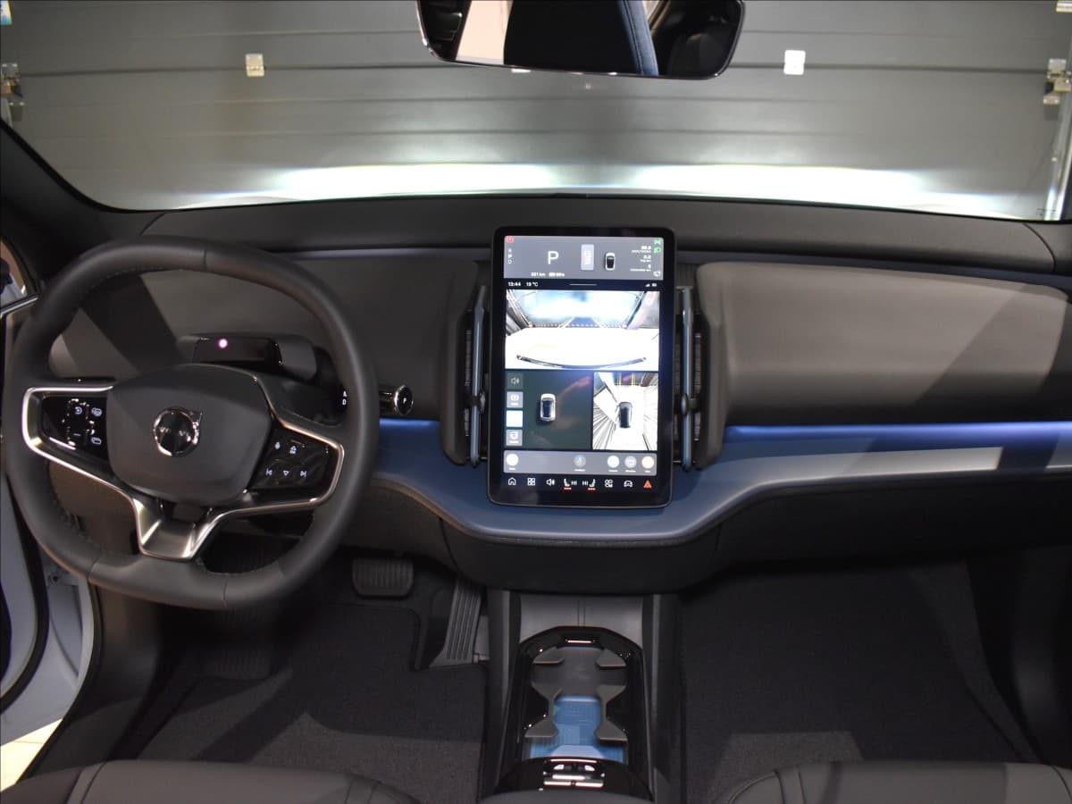 2025 Volvo Ex30 - 16