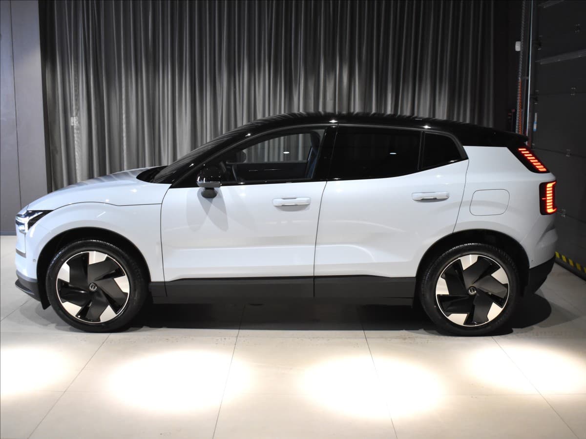 2025 Volvo Ex30 - 2