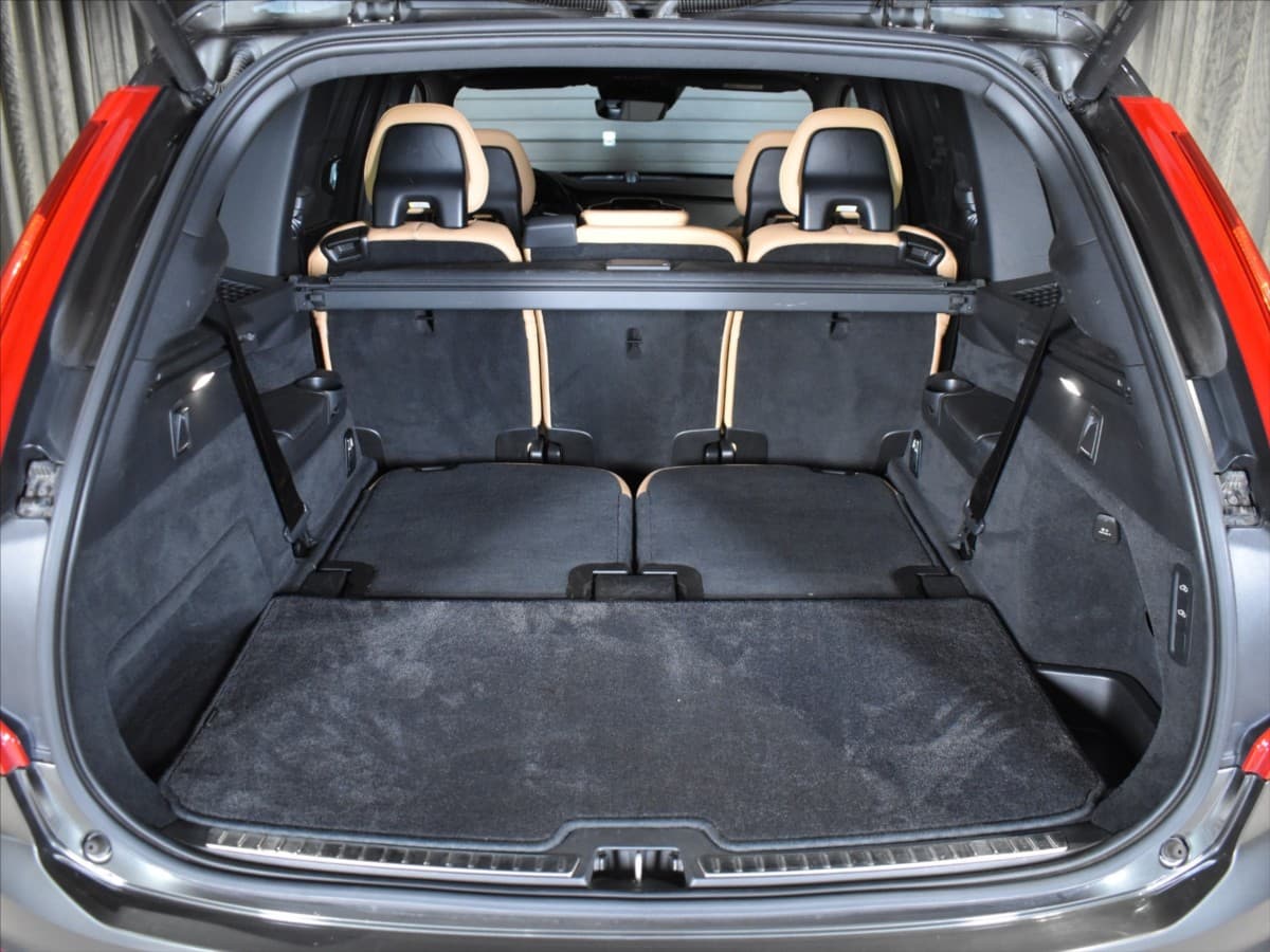2018 Volvo XC90 - 10