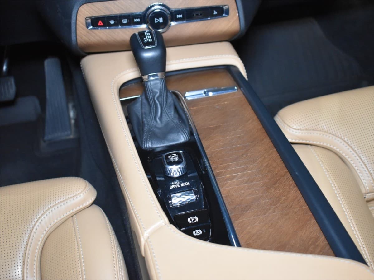 2018 Volvo XC90 - 15