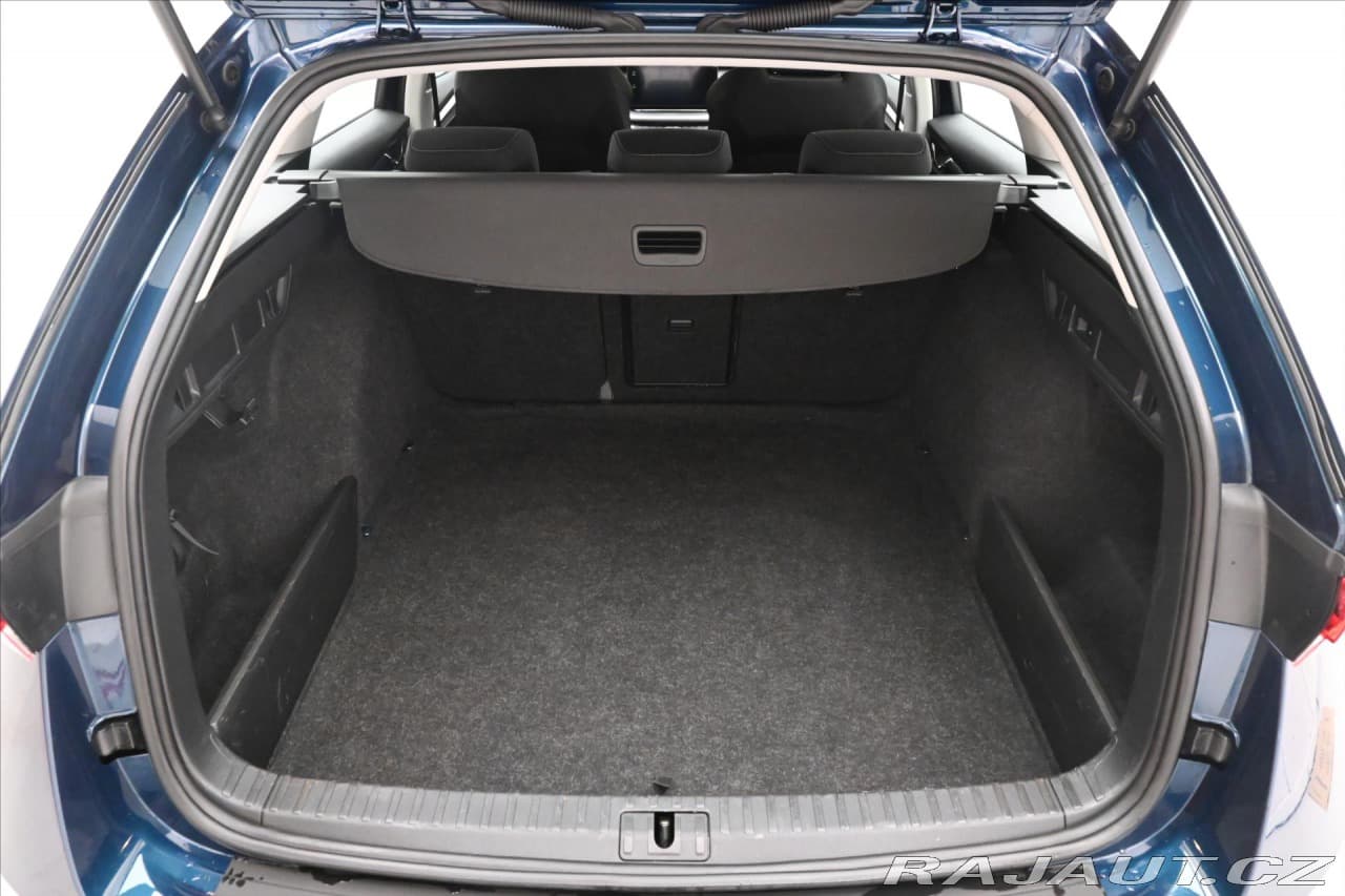 2021 Škoda Octavia - 10