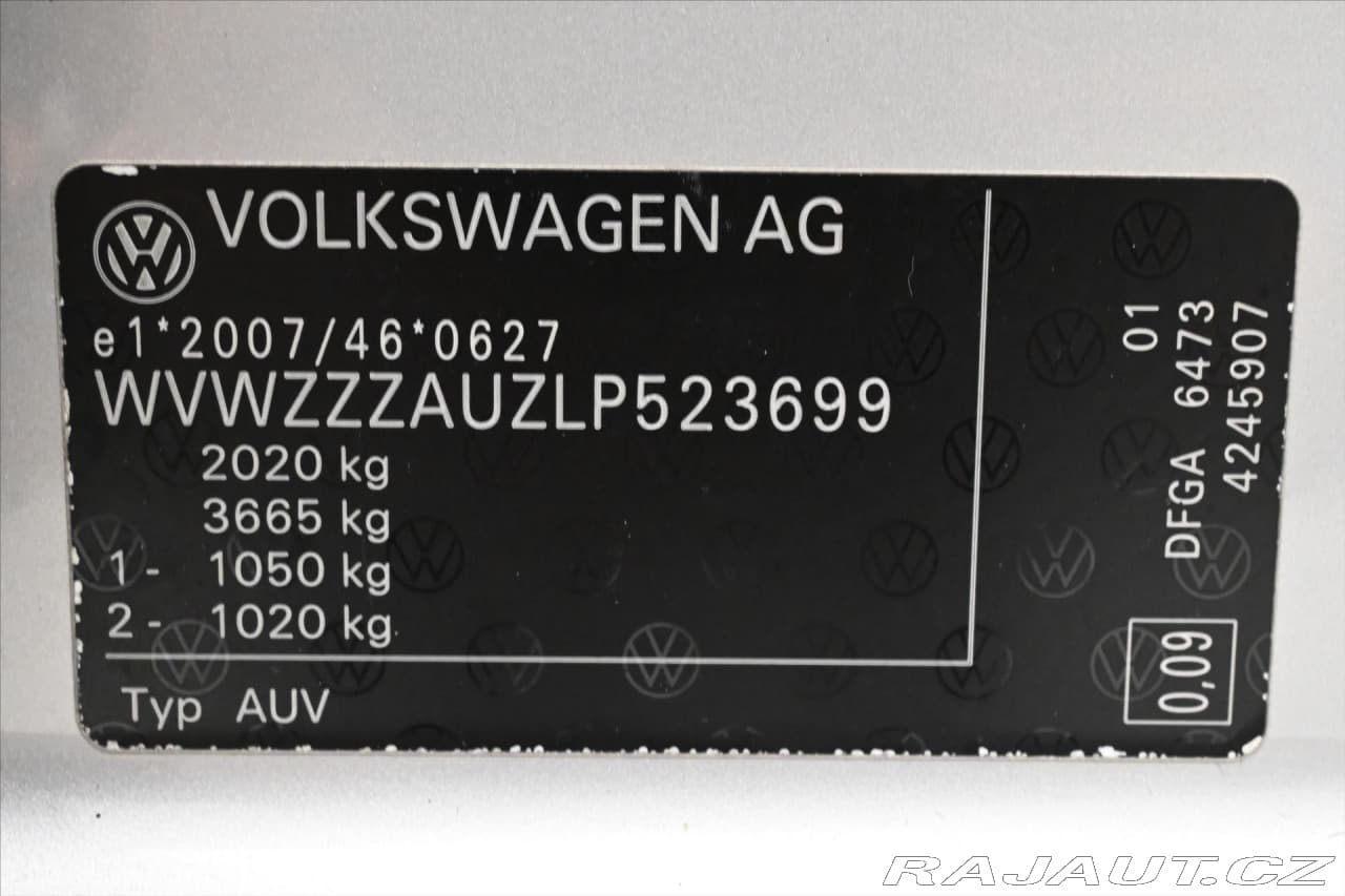 2019 Volkswagen Golf - 12