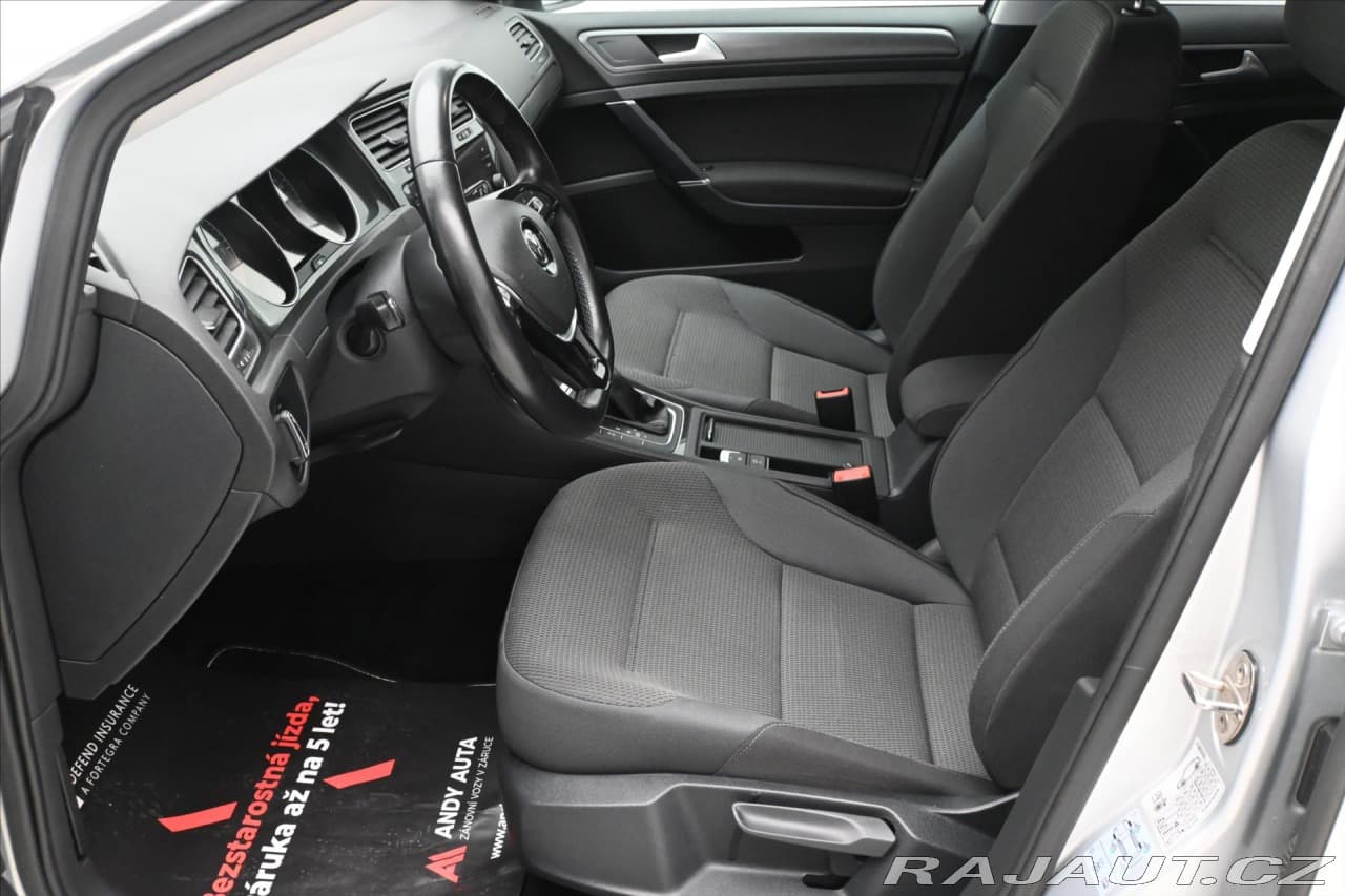 2019 Volkswagen Golf - 13