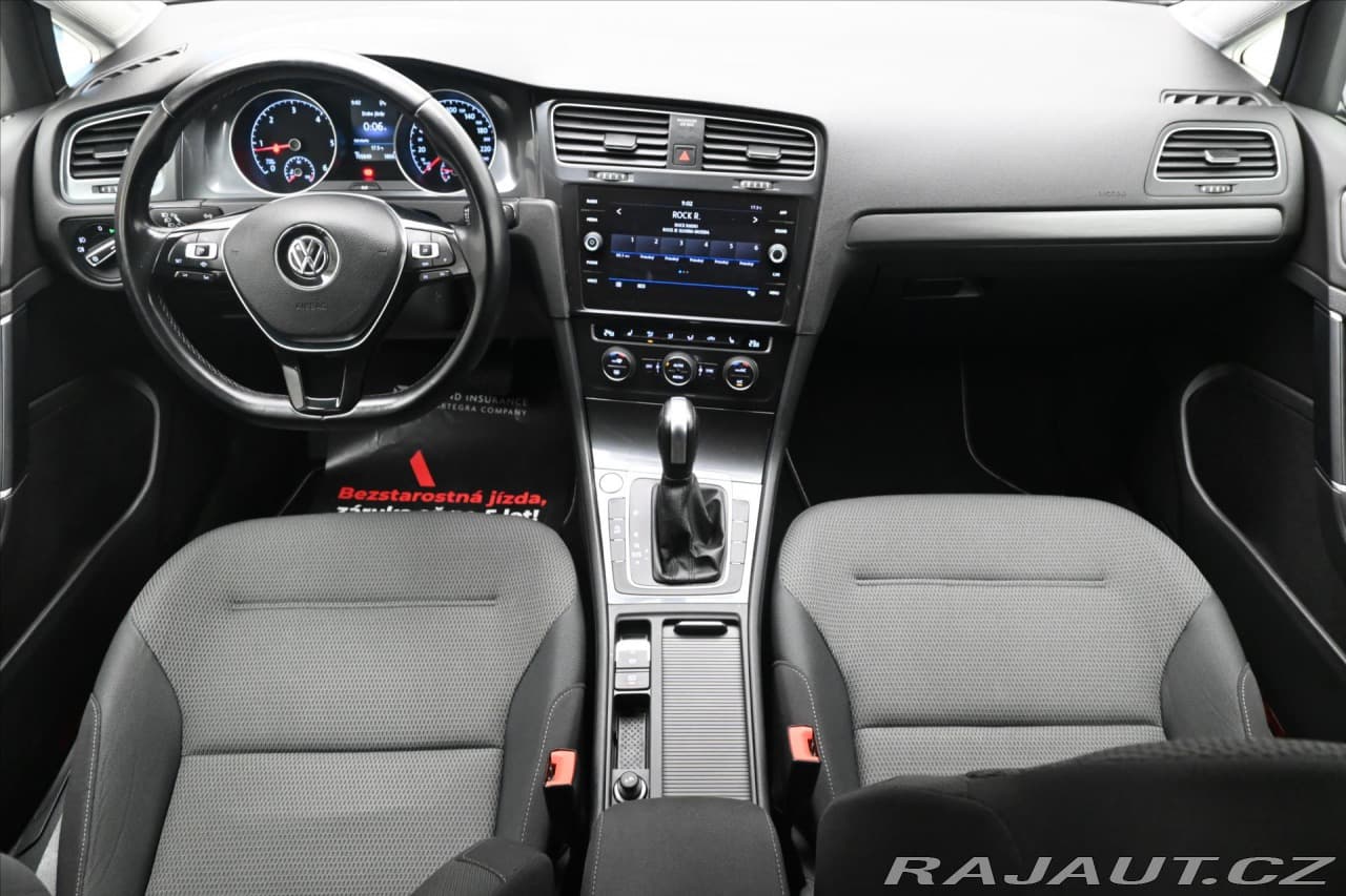 2019 Volkswagen Golf - 15