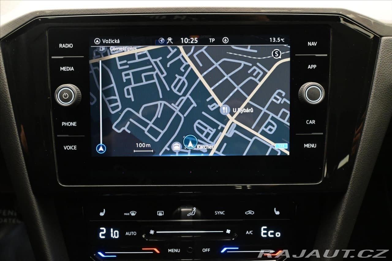 2022 Volkswagen Passat - 20