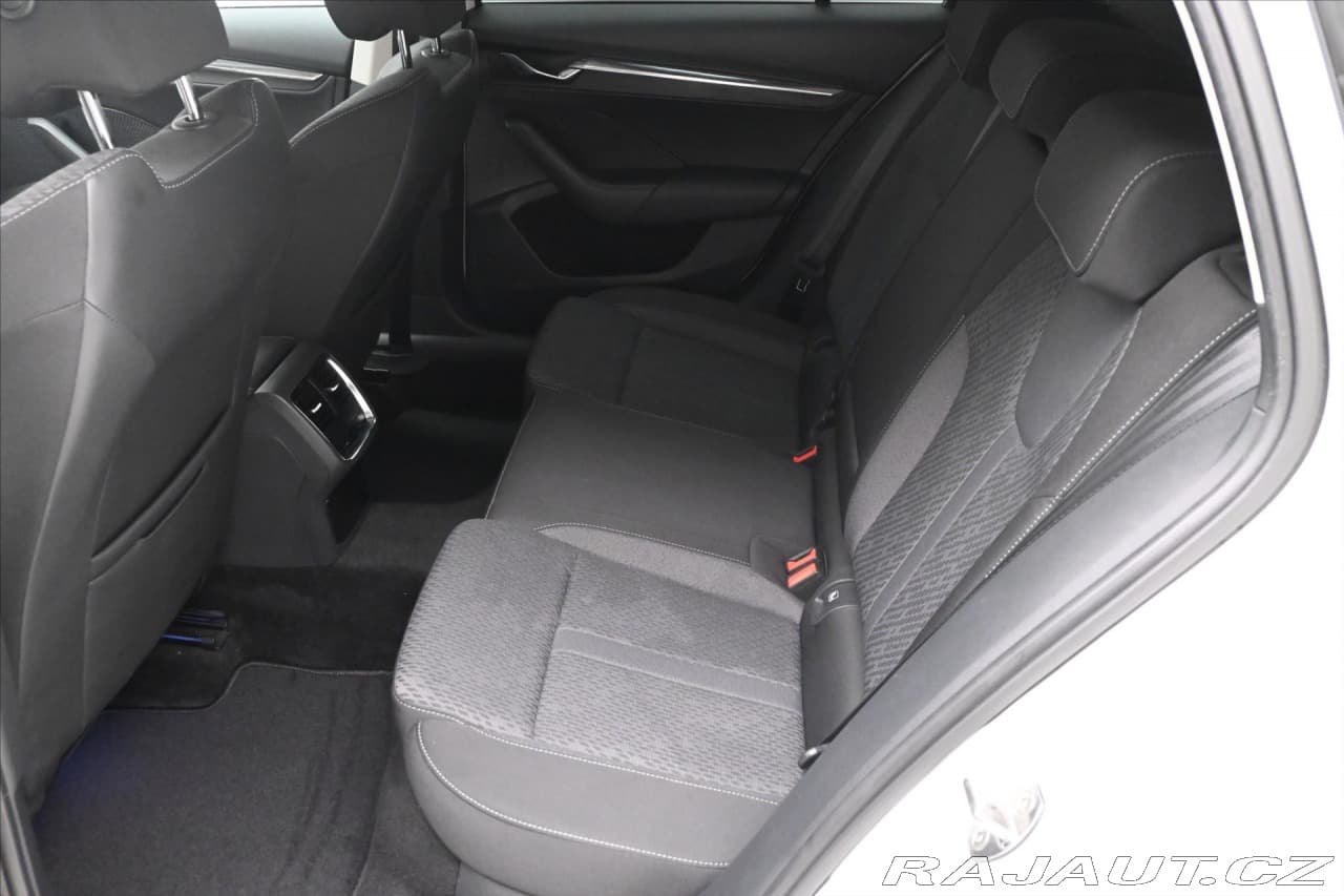 2022 Škoda Octavia - 14