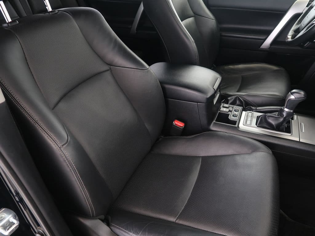 2018 Toyota Land Cruiser - 14