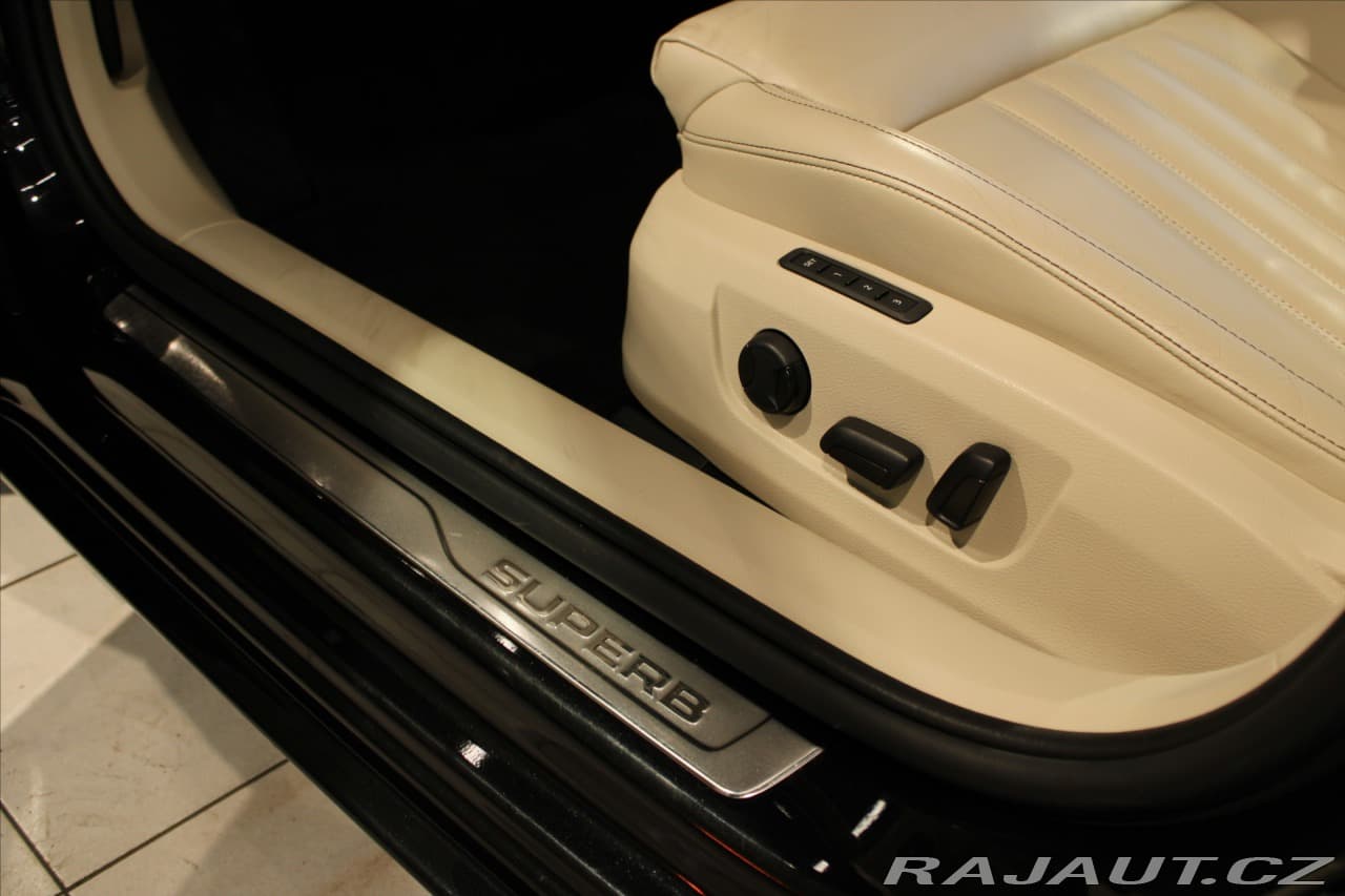 2019 Škoda Superb - 10