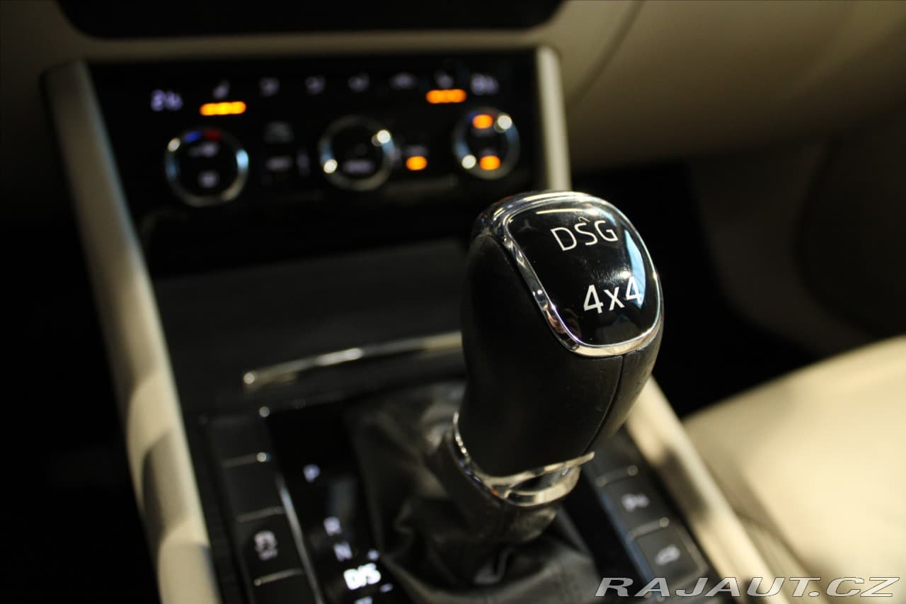 2019 Škoda Superb - 12