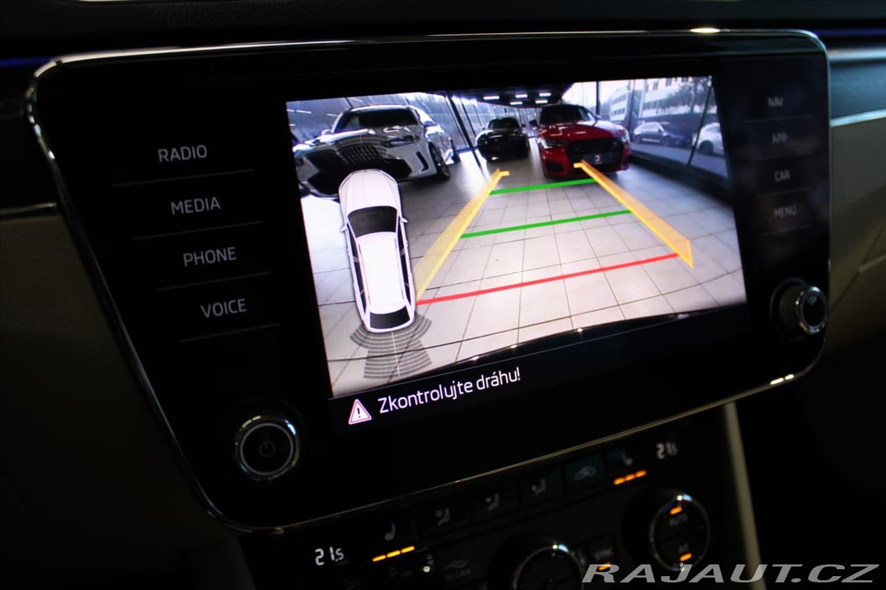 2019 Škoda Superb - 18