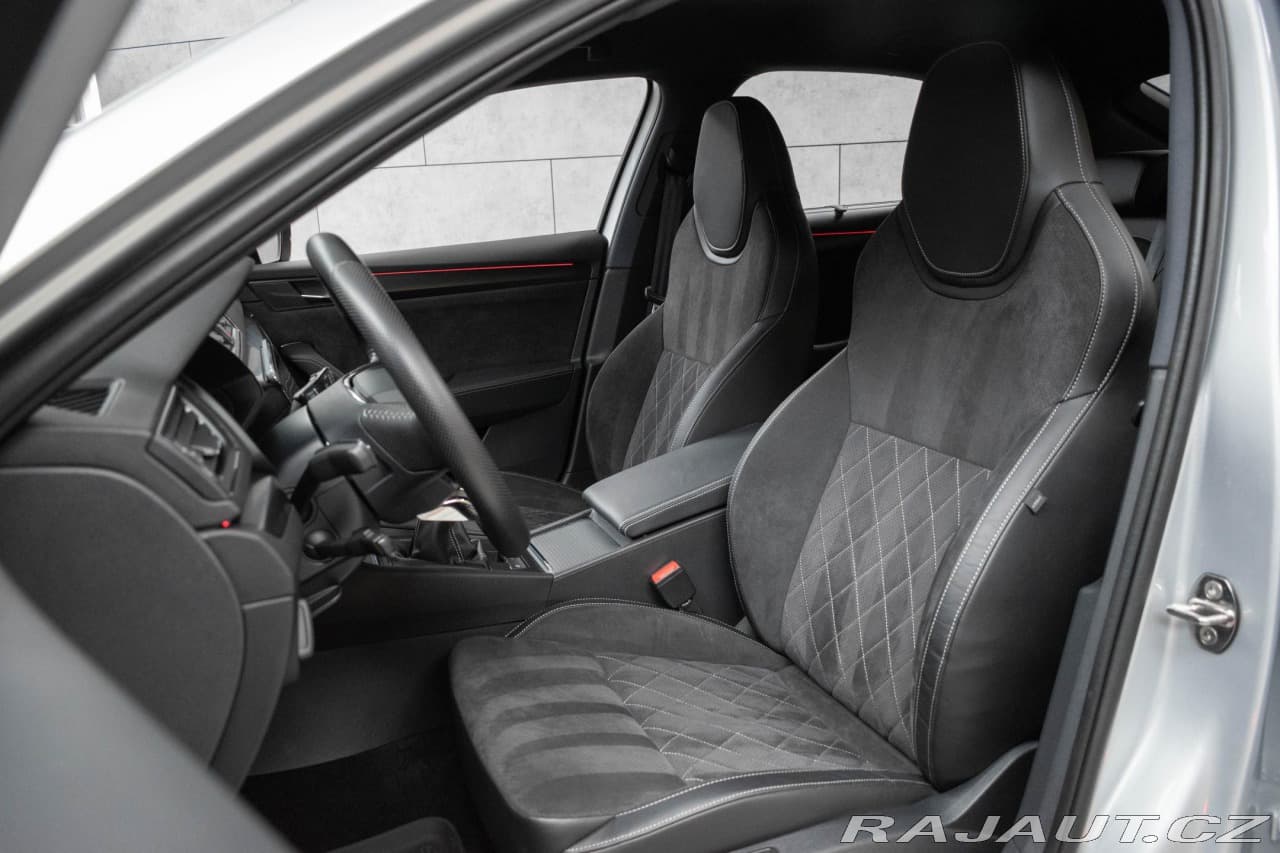 2020 Škoda Superb - 10