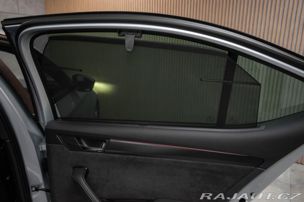 2020 Škoda Superb - 14