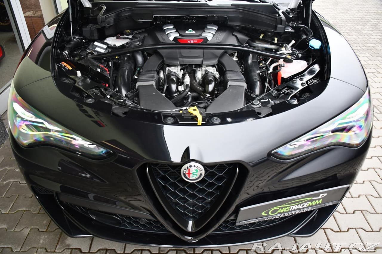 2024 Alfa Romeo Stelvio - 18