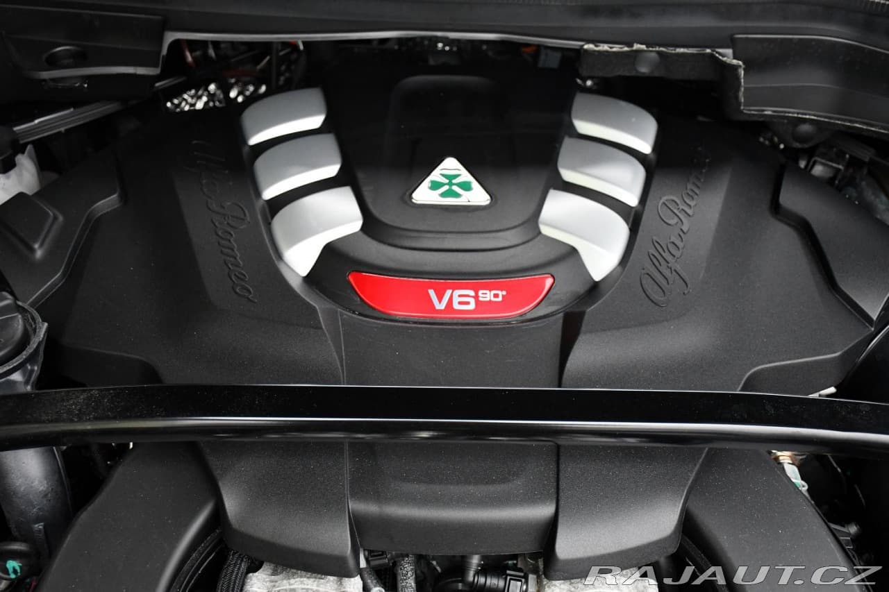 2024 Alfa Romeo Stelvio - 19