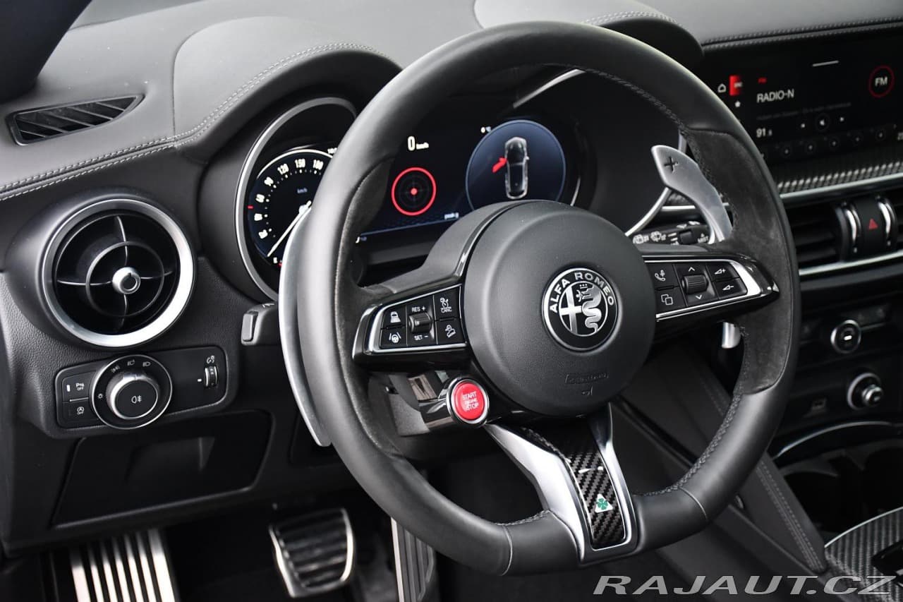 2024 Alfa Romeo Stelvio - 7