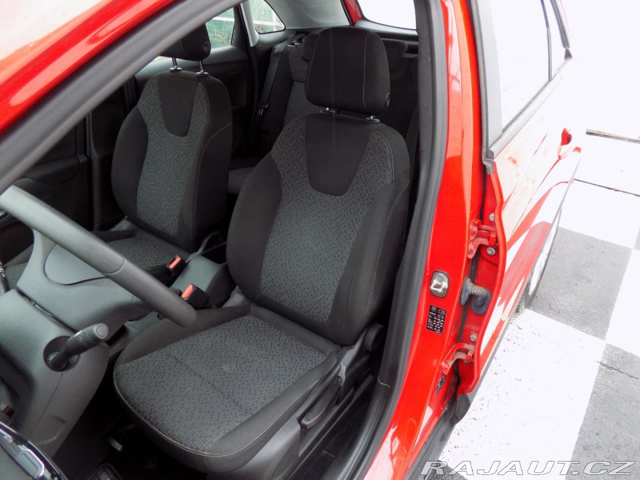 2017 Opel Crossland - 13