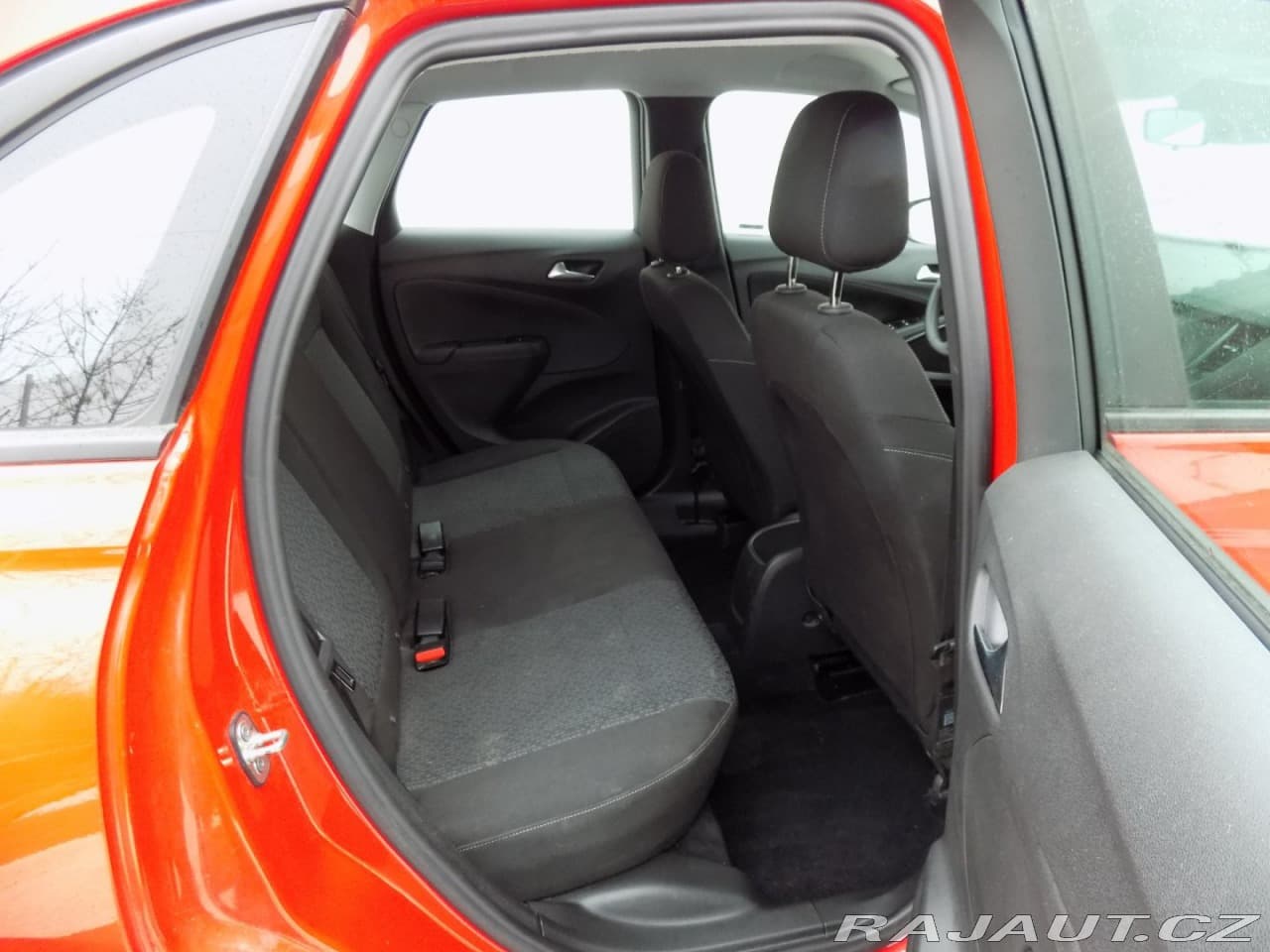 2017 Opel Crossland - 17