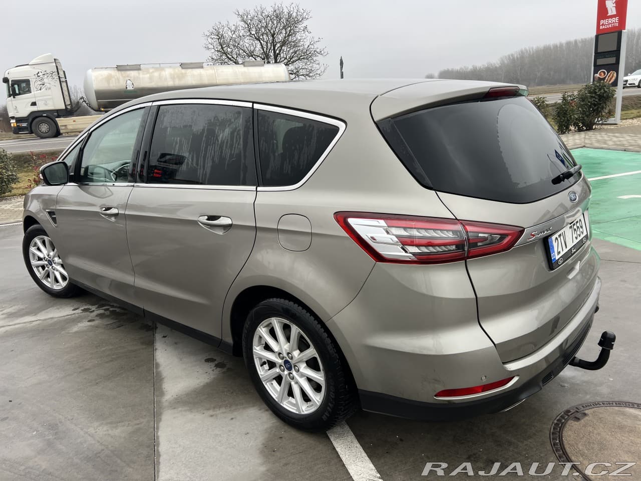2016 Ford S-Max - 17