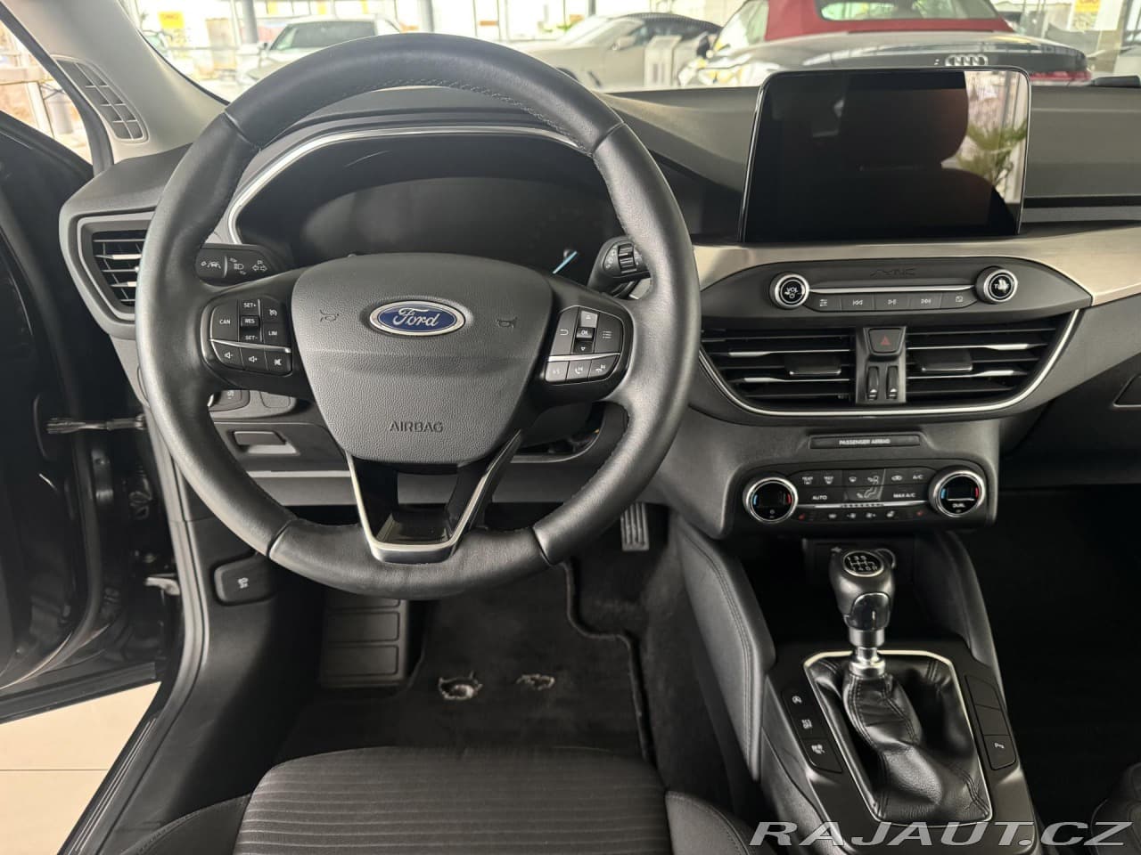 2019 Ford Focus - 17
