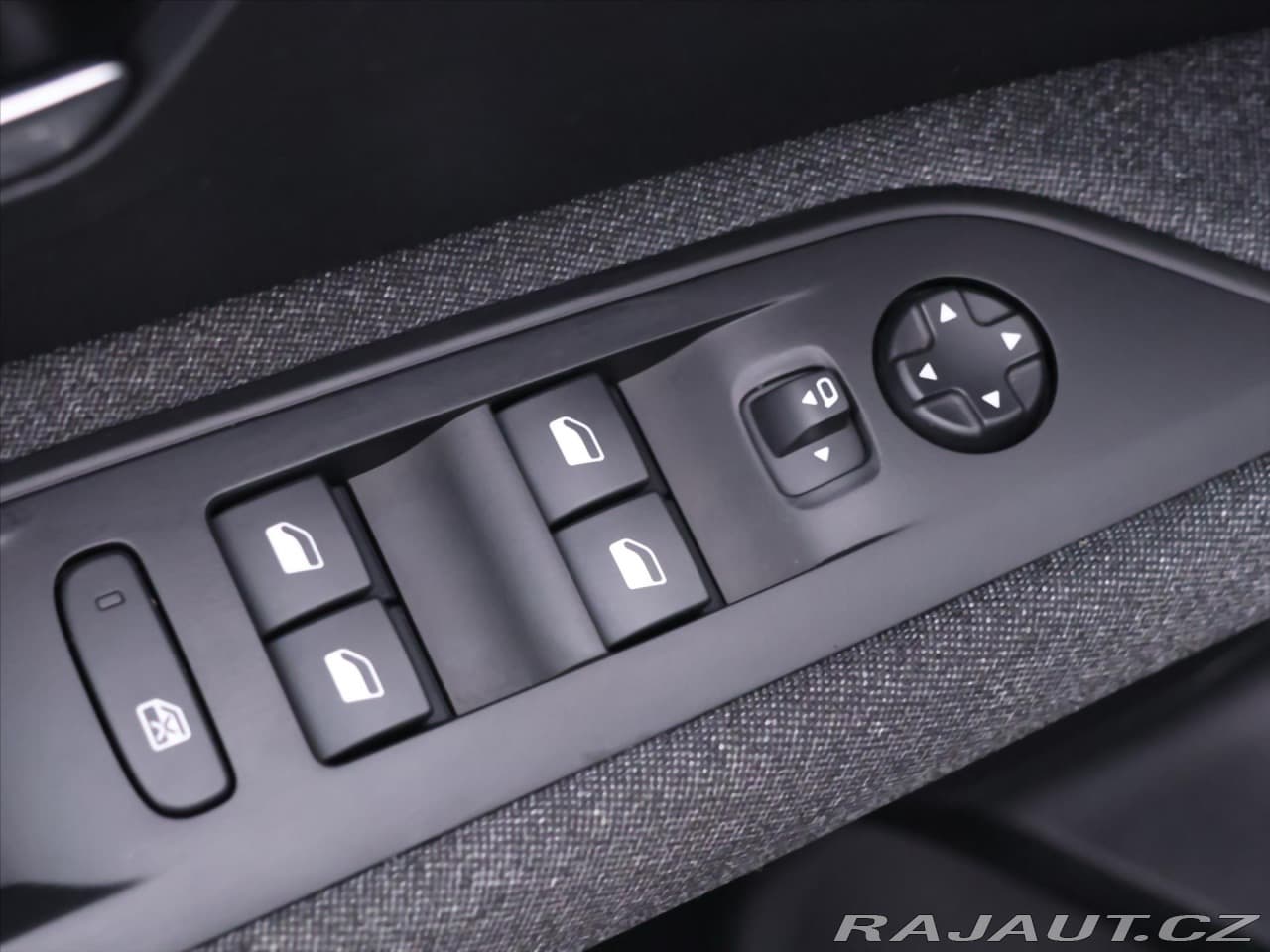 2022 Peugeot 3008 - 16