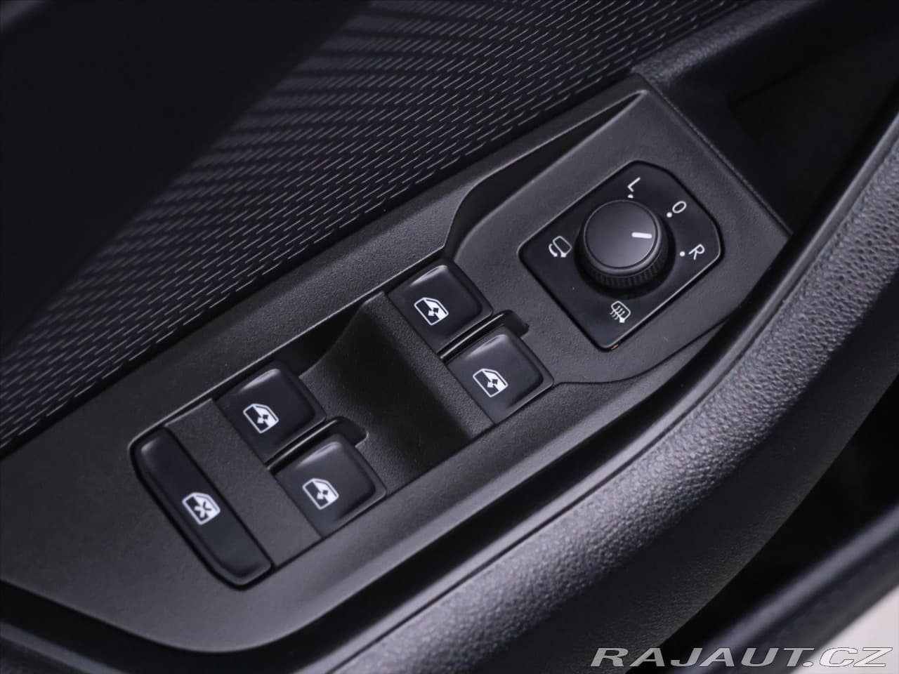 2023 Škoda Octavia - 14